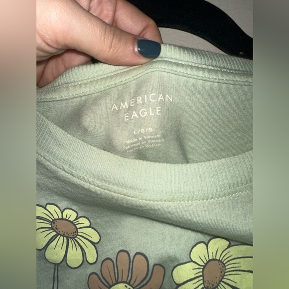 American Eagle Tee - Picture 3 of 3